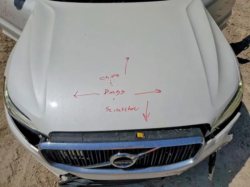 2018 VOLVO XC60 T5 MOMENTUM  