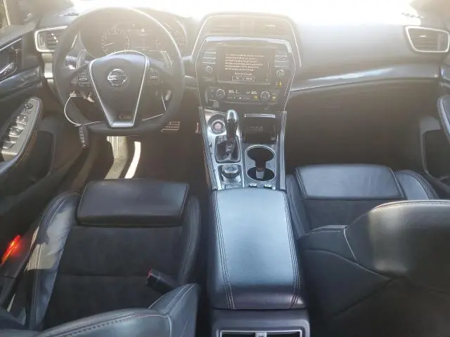 2022 NISSAN MAXIMA SR  
