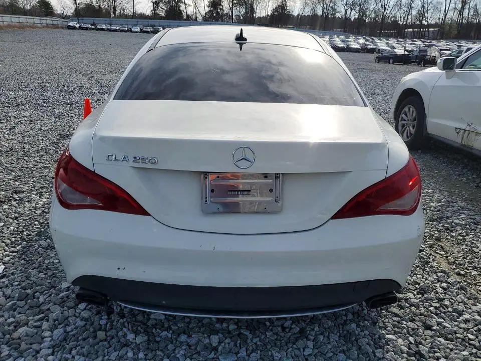 2015 MERCEDES-BENZ CLA 250  