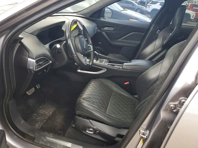 2020 JAGUAR F-PACE SVR  