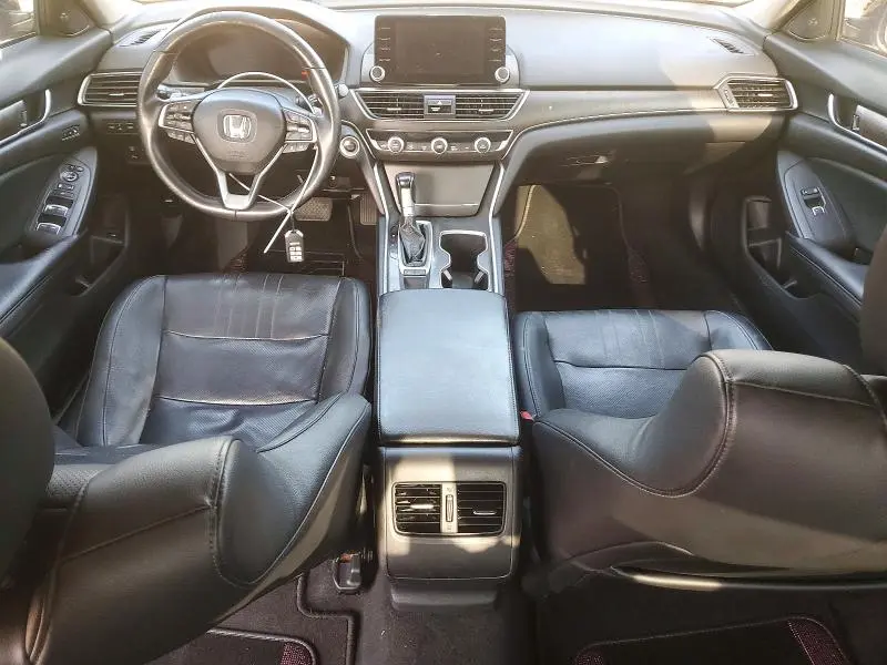 2018 HONDA ACCORD TOURING  