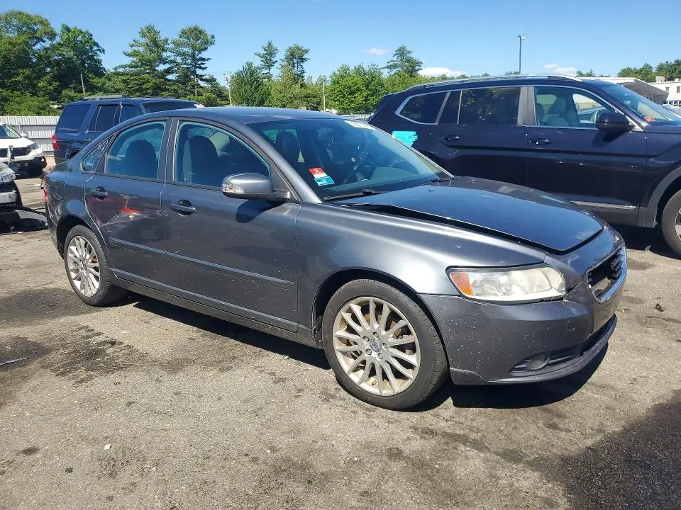 2010 VOLVO S40 2.4I  