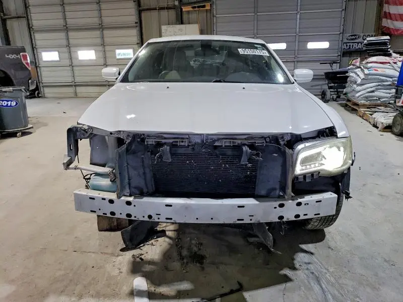 2015 CHRYSLER 300 LIMITED  