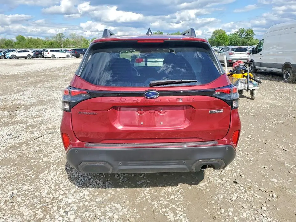 2025 SUBARU FORESTER LIMITED  