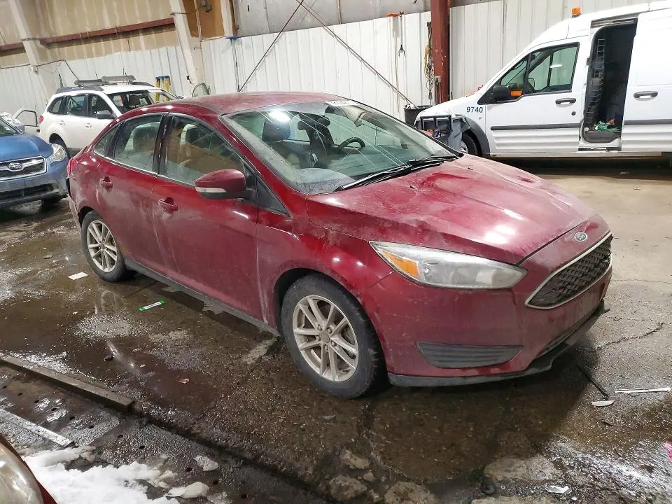 2015 FORD FOCUS SE  