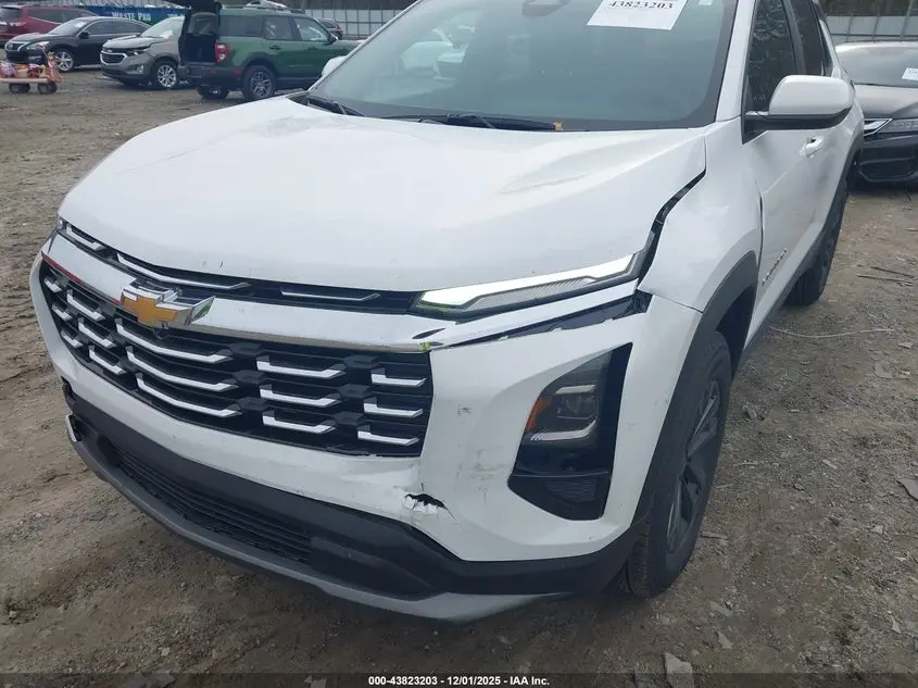 2025 CHEVROLET EQUINOX FWD LT