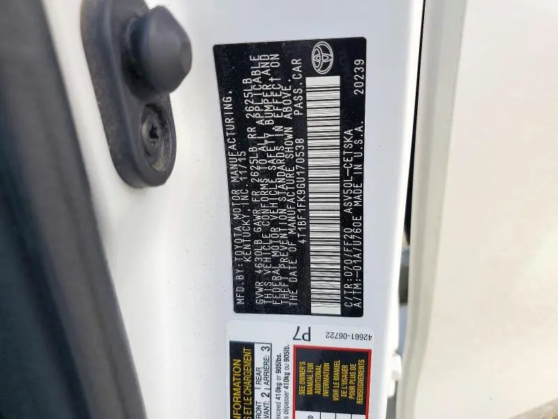 2016 TOYOTA CAMRY SE  