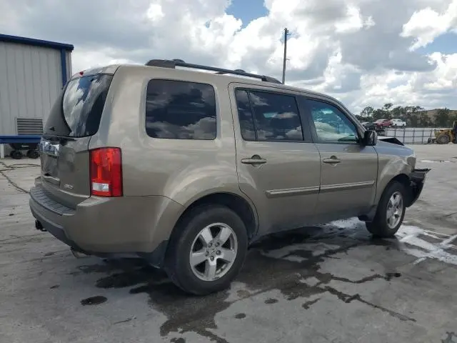 2011 HONDA PILOT EXLN  