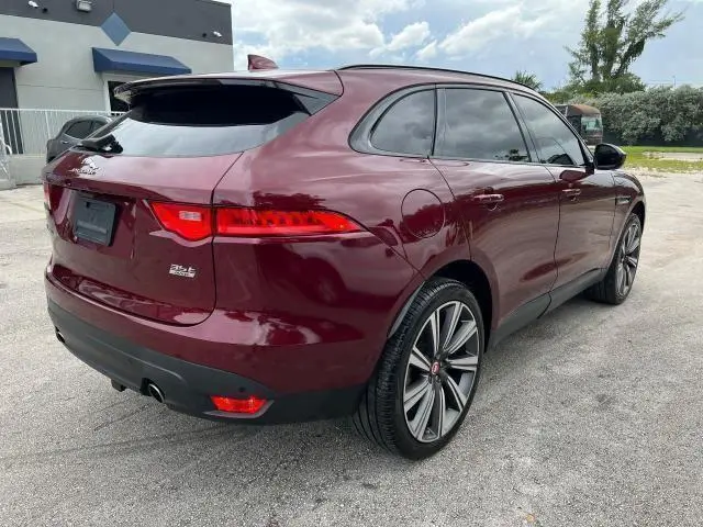 2017 JAGUAR F-PACE PRESTIGE  