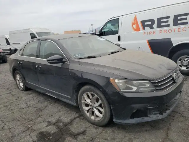 2017 VOLKSWAGEN PASSAT S  