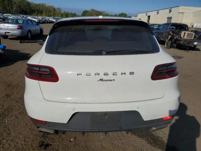 2017 PORSCHE MACAN   
