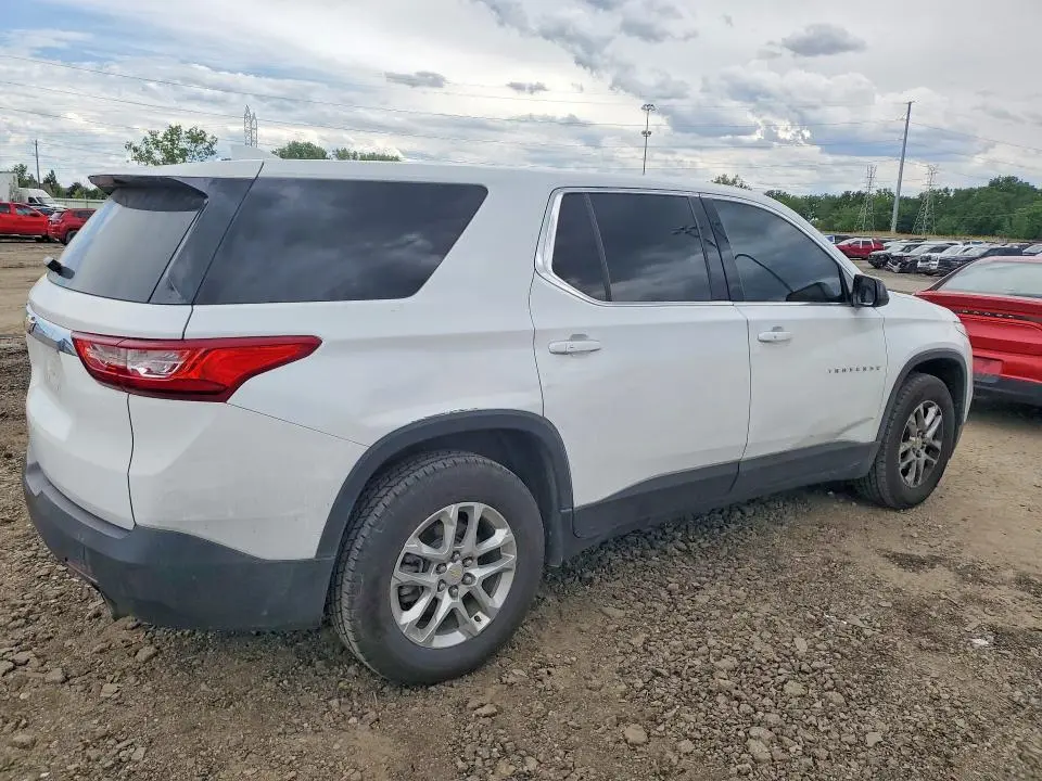 2020 CHEVROLET TRAVERSE LS  