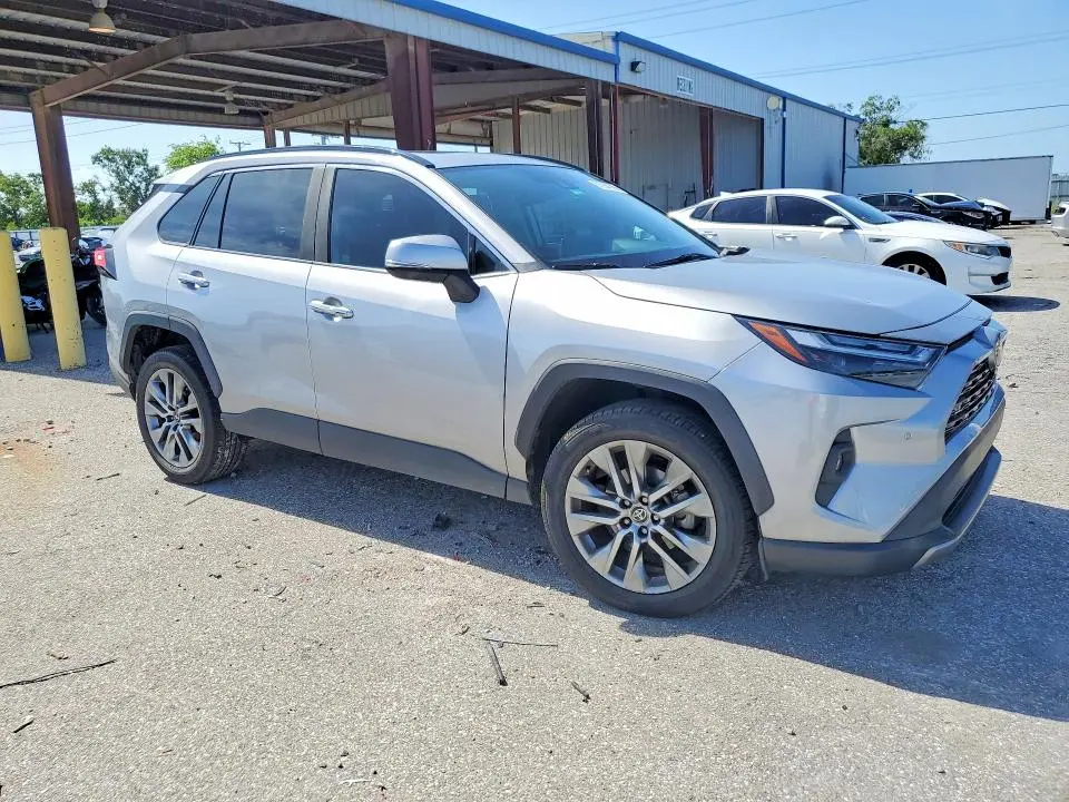 2022 TOYOTA RAV4 LIMITED  