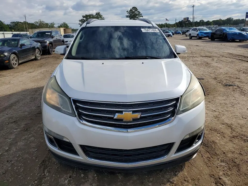 2016 CHEVROLET TRAVERSE LT  