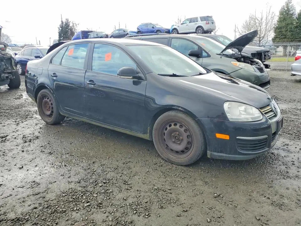 2010 VOLKSWAGEN JETTA S  