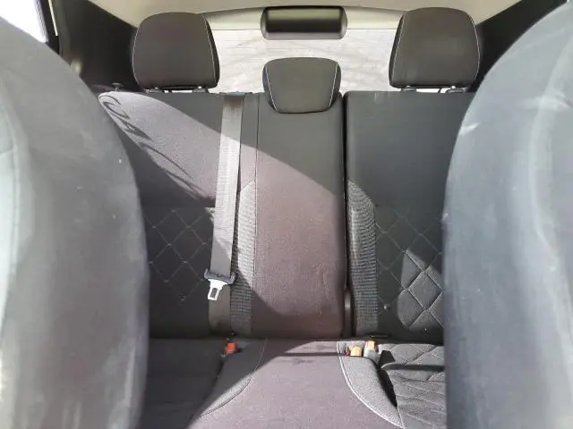 2019 NISSAN KICKS S  