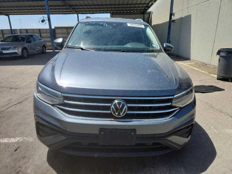 2024 VOLKSWAGEN TIGUAN SE  