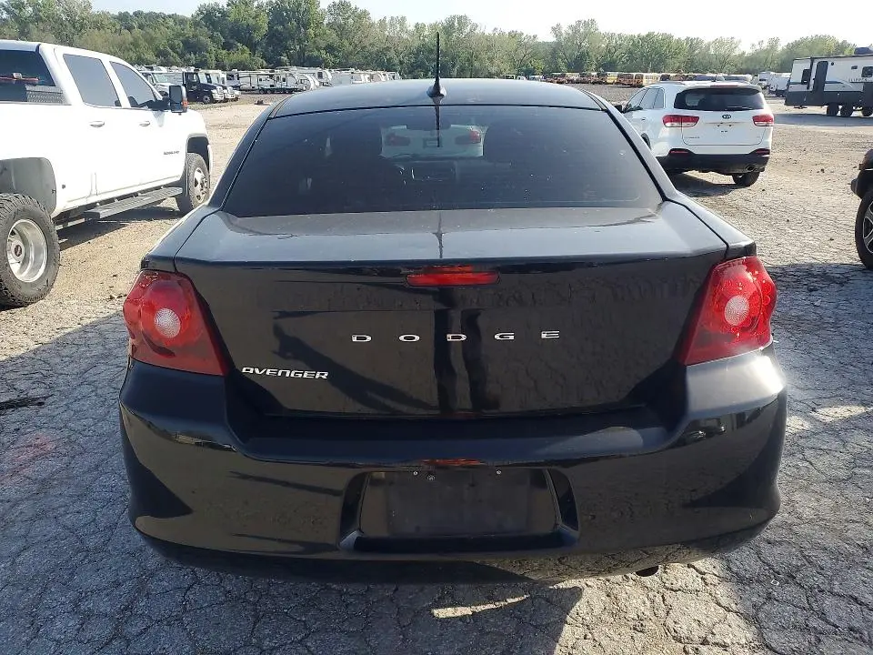 2014 DODGE AVENGER SE  