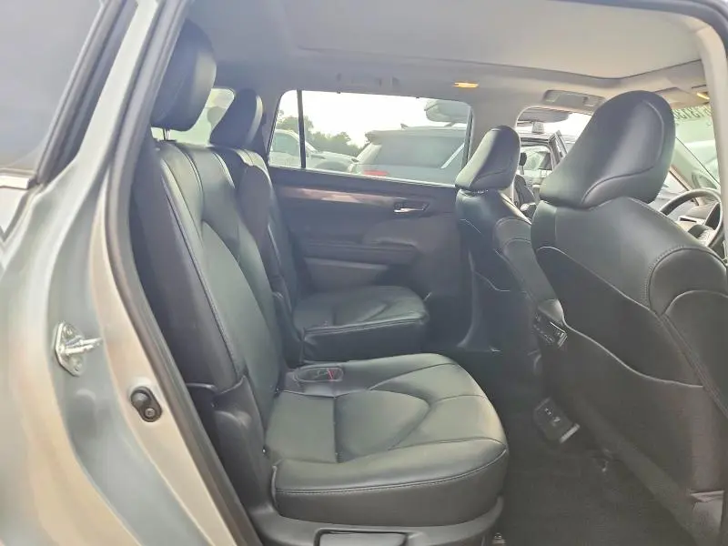 2021 TOYOTA HIGHLANDER HYBRID PLATINUM  