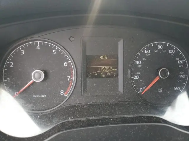 2011 VOLKSWAGEN JETTA SE  