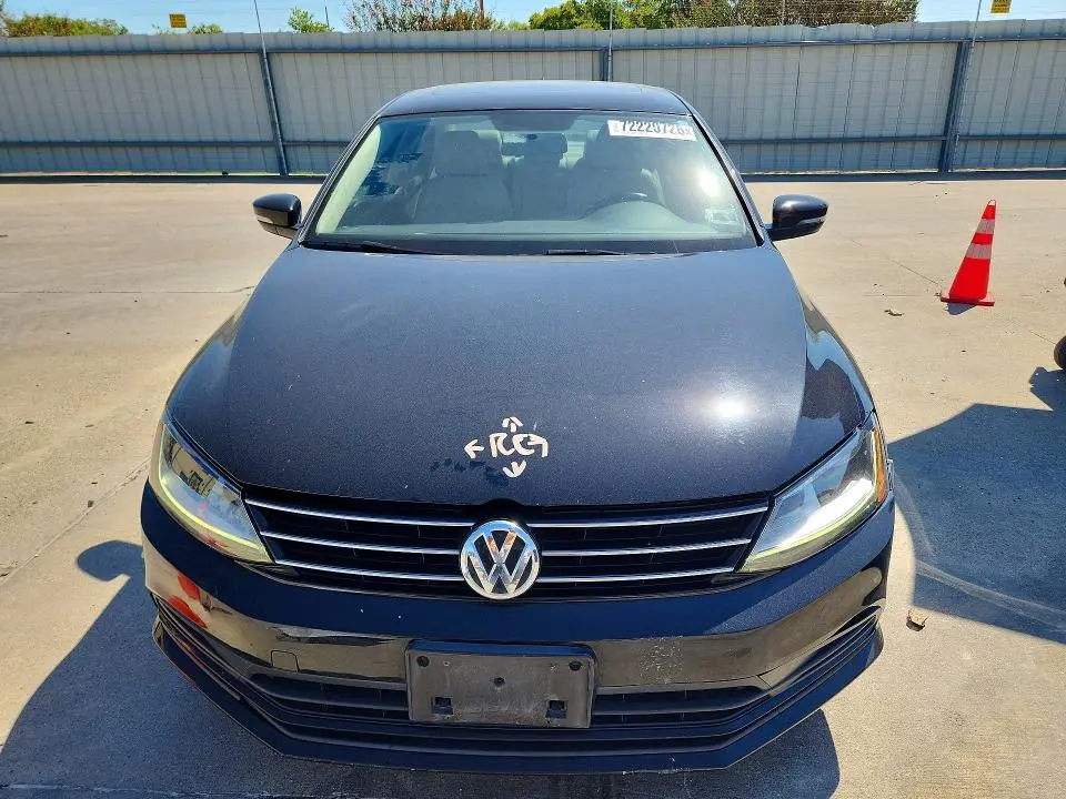 2017 VOLKSWAGEN JETTA SE  