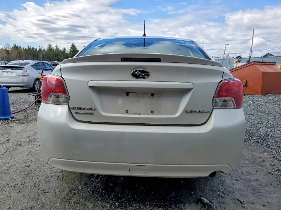 2014 SUBARU IMPREZA PREMIUM  