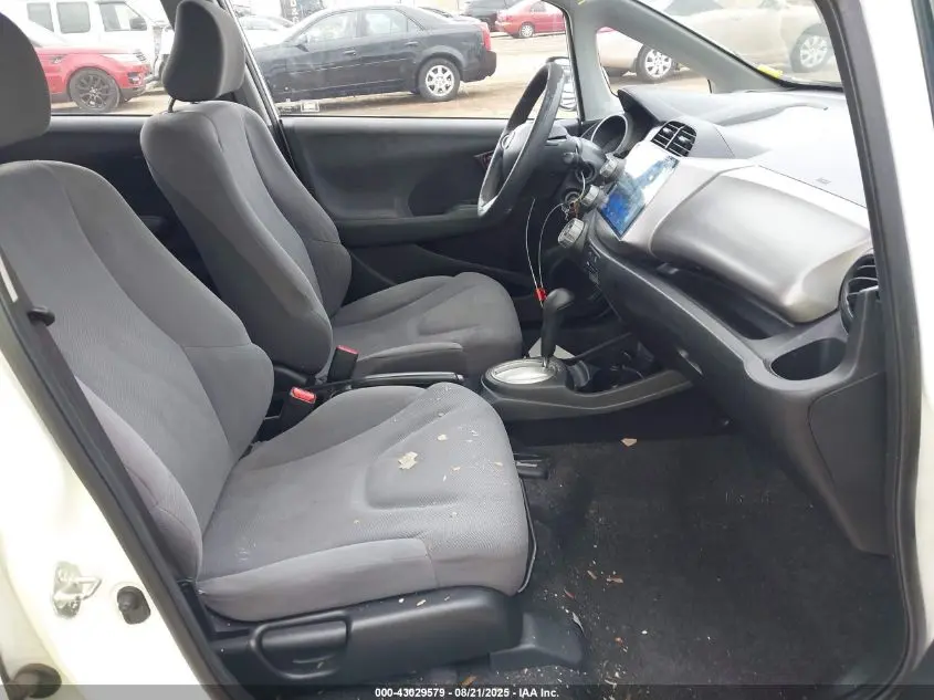 2010 HONDA FIT  
