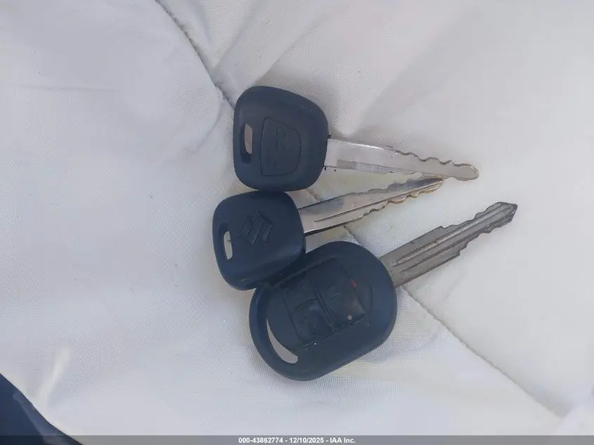 2012 SUZUKI SX4 LE/LE POPULAR