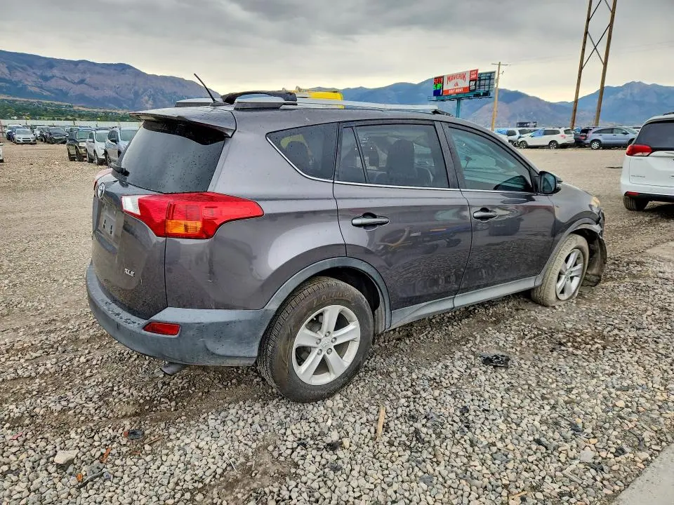 2014 TOYOTA RAV4 XLE  