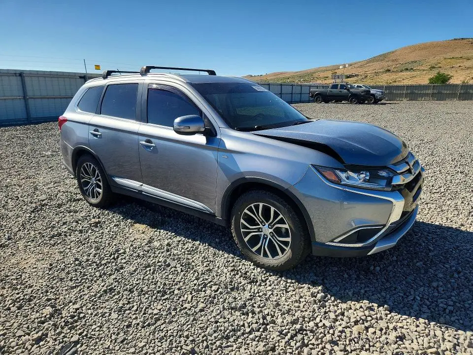 2016 MITSUBISHI OUTLANDER GT  