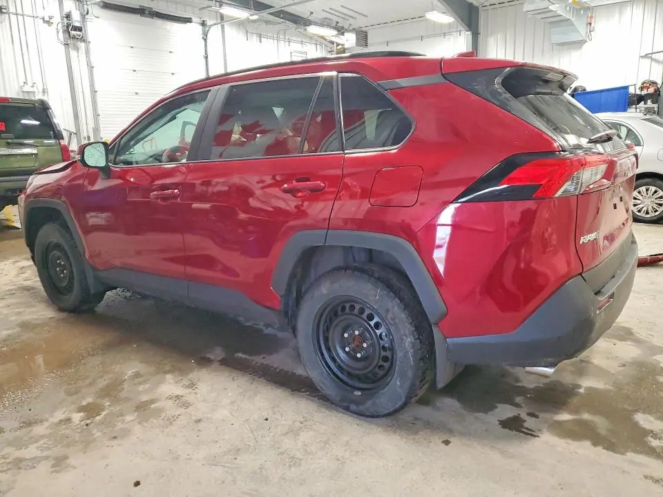 2025 TOYOTA RAV4 XLE  