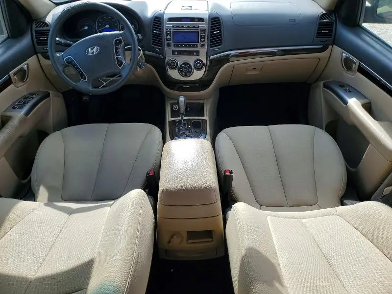 2011 HYUNDAI SANTA FE GLS  