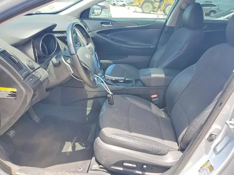 2013 HYUNDAI SONATA SE  