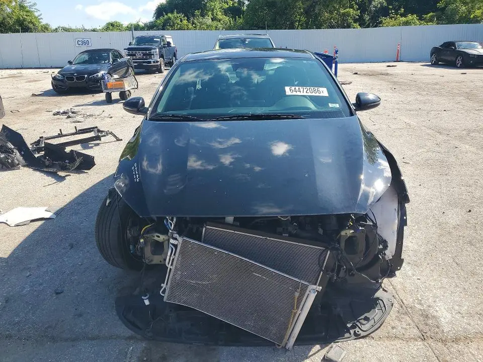 2024 KIA FORTE GT LINE  