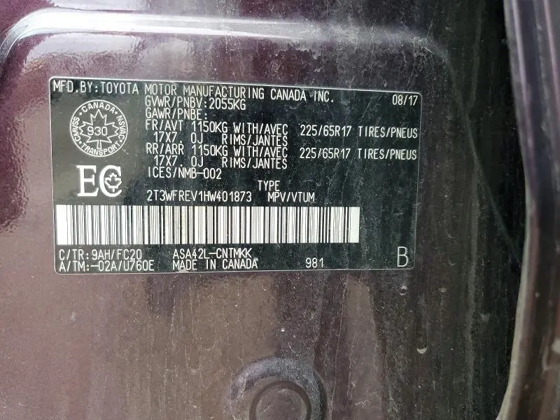 2017 TOYOTA RAV4 XLE  