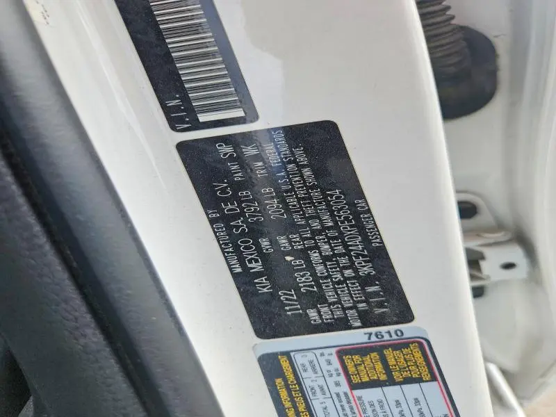 2023 KIA FORTE LXS  