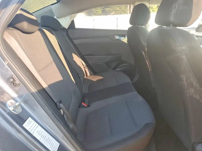 2018 HYUNDAI ACCENT SE  