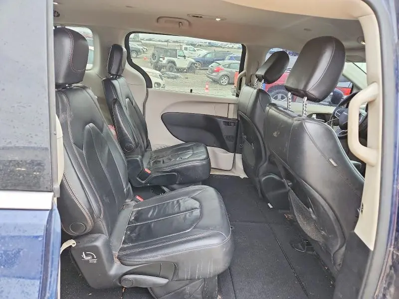 2017 CHRYSLER PACIFICA TOURING L  