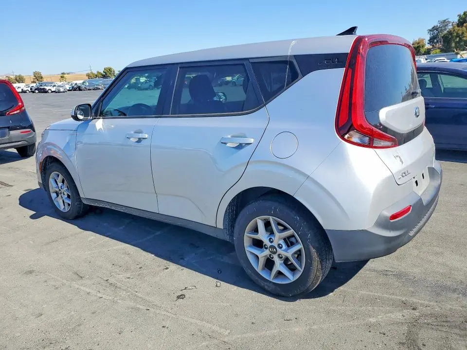2020 KIA SOUL S  