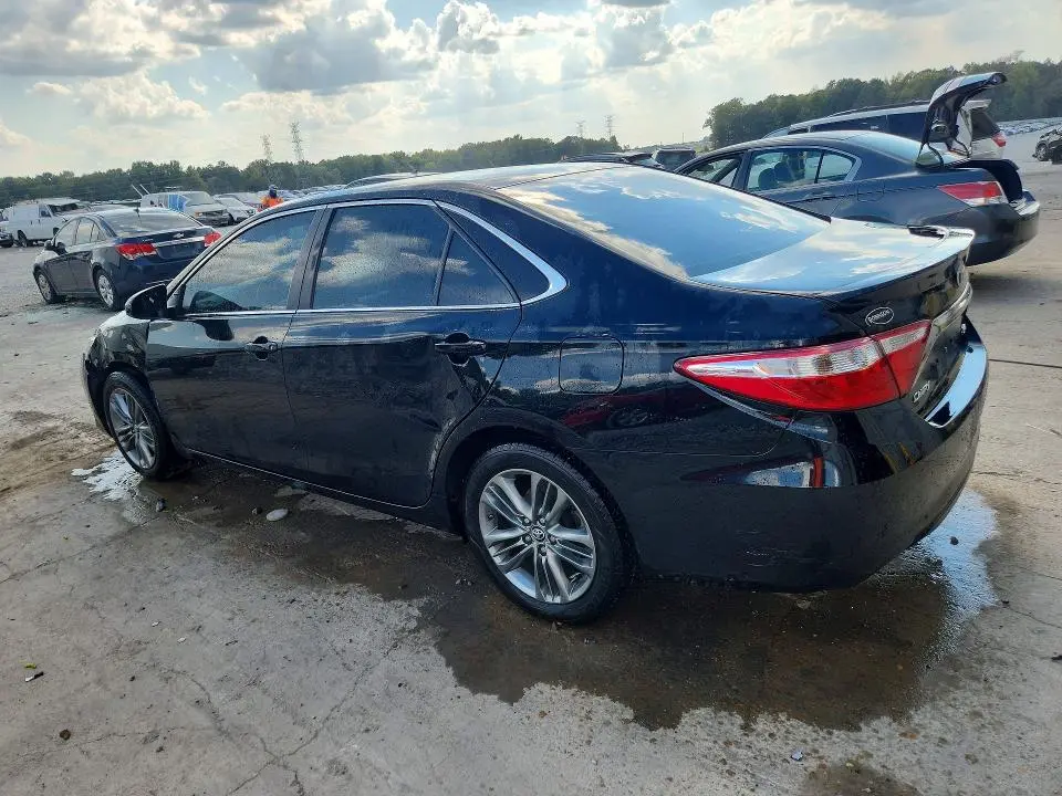 2017 TOYOTA CAMRY SE  
