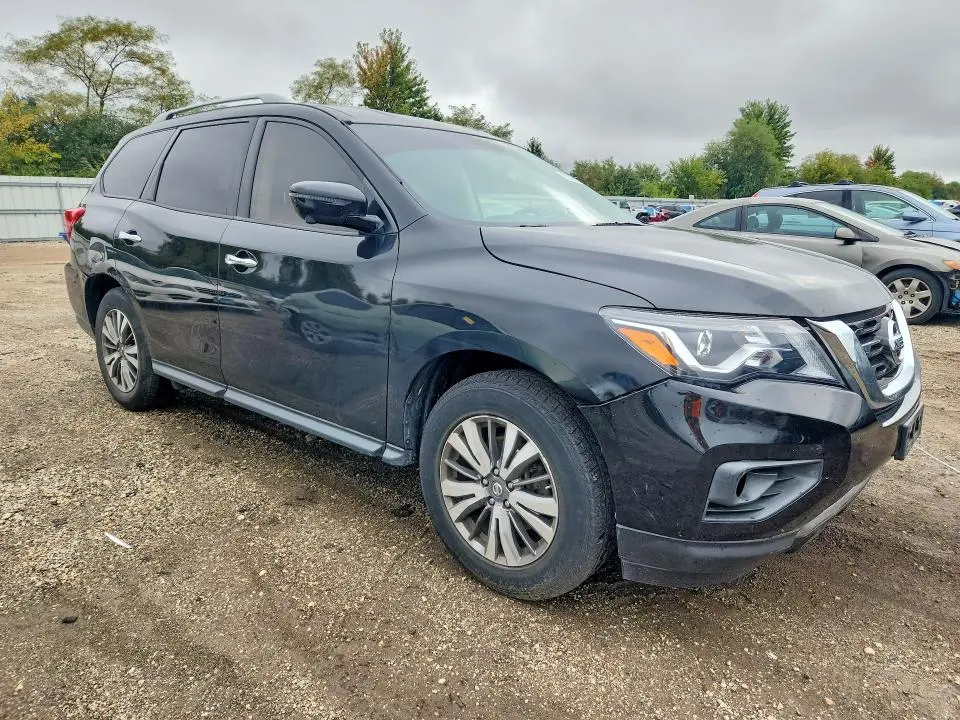 2018 NISSAN PATHFINDER SL  