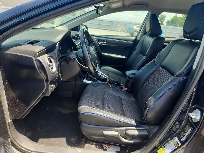 2017 TOYOTA COROLLA SE  