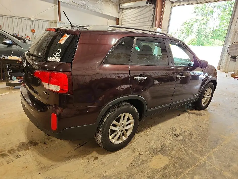 2015 KIA SORENTO LX  