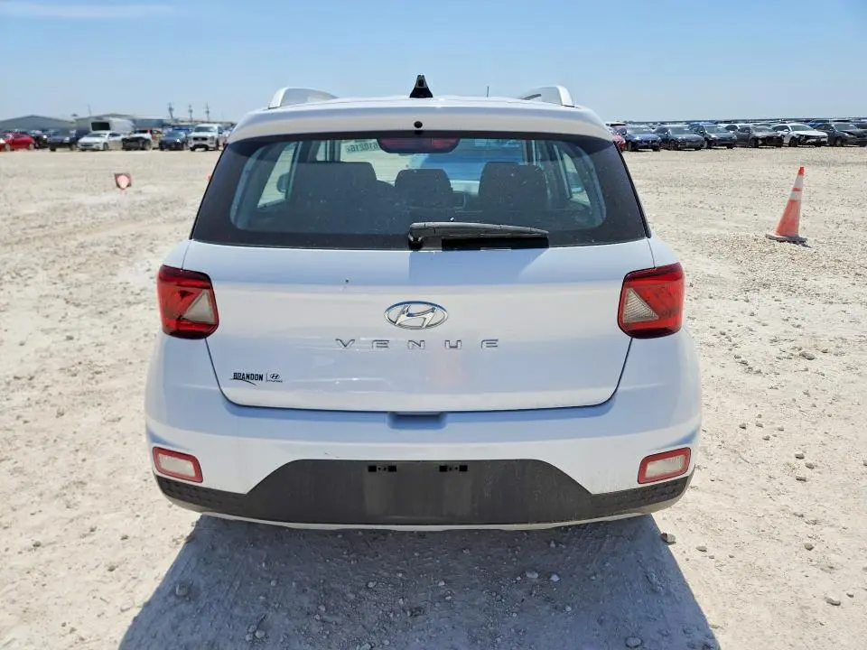 2022 HYUNDAI VENUE SEL  
