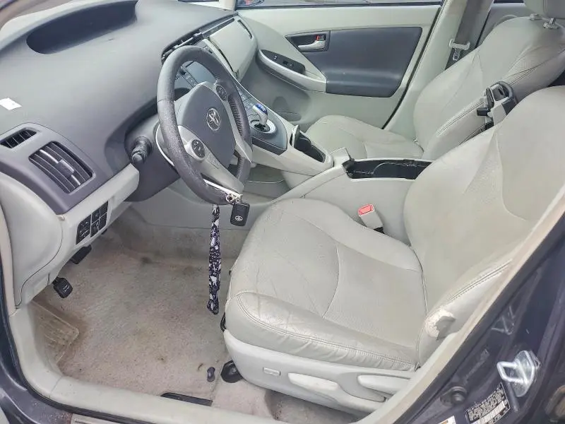 2011 TOYOTA PRIUS FIVE  