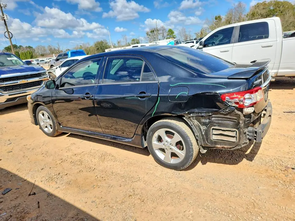 2013 TOYOTA COROLLA S  