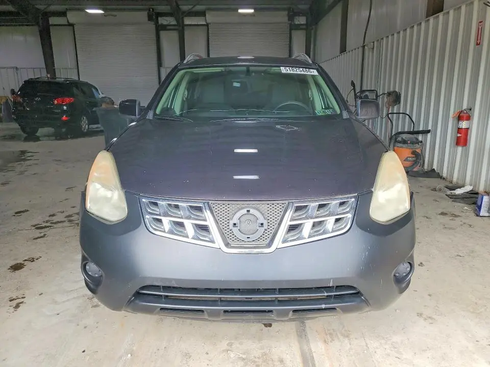2013 NISSAN ROGUE S  