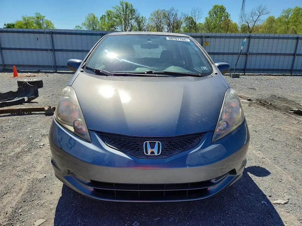 2012 HONDA FIT   