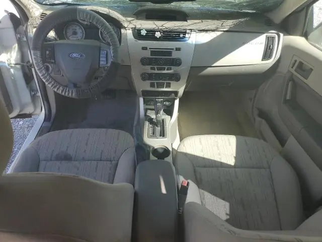 2010 FORD FOCUS SE  