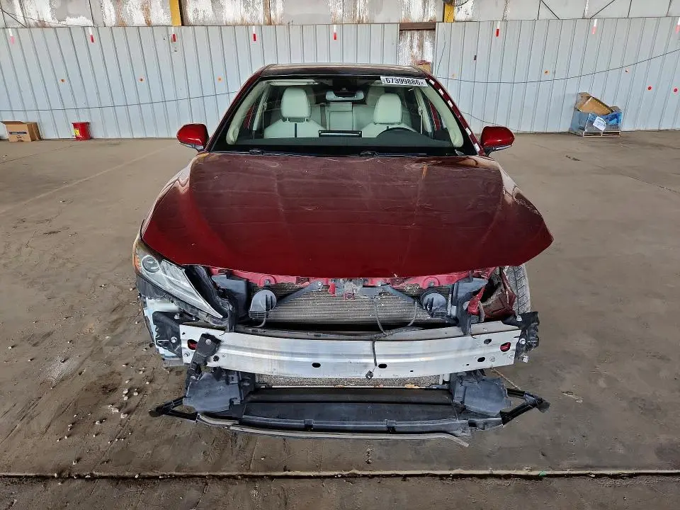 2022 TOYOTA CAMRY XLE  